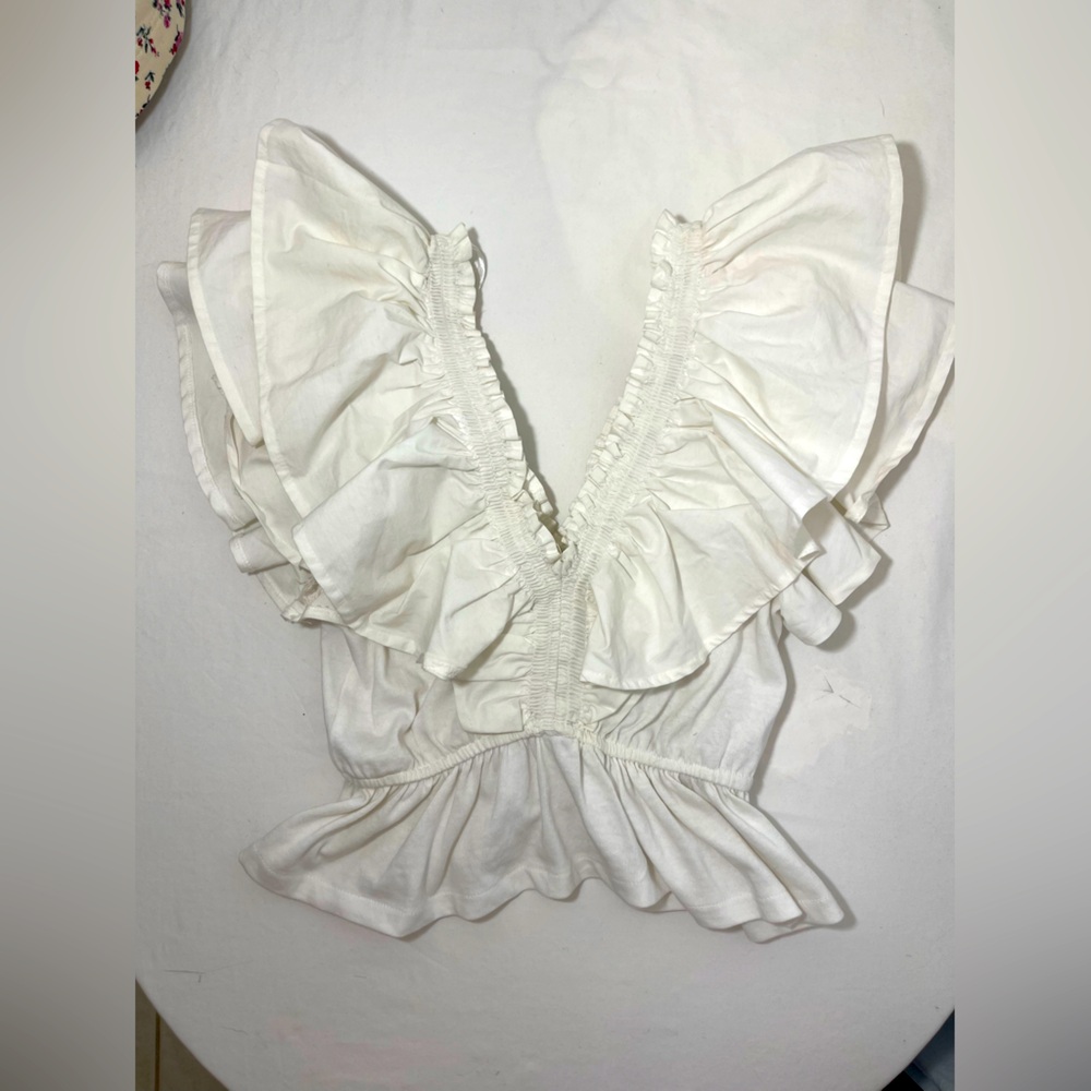 zara ruffled v-neck